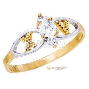 ANILLO 15 AÑOS CORAZONES CIRCONIAS 10K